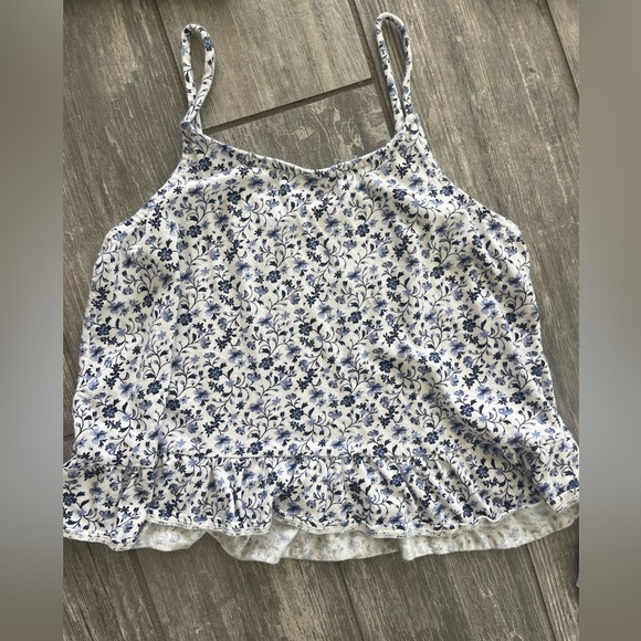 Girls tank top bundle! - Picture 3 of 6